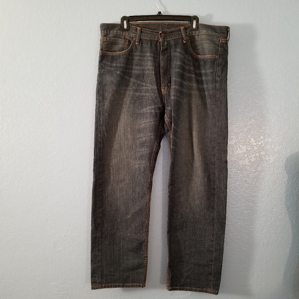 Levis men's jeans 505 size 38x30 classic straight